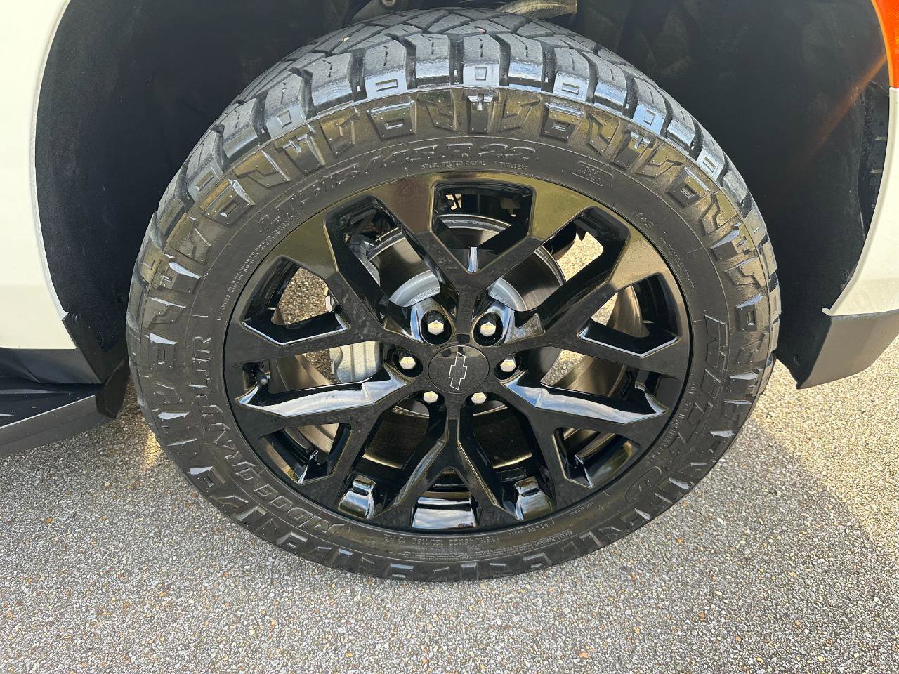 Used 2022 Chevrolet Tahoe LT w/ Luxury Package image 59