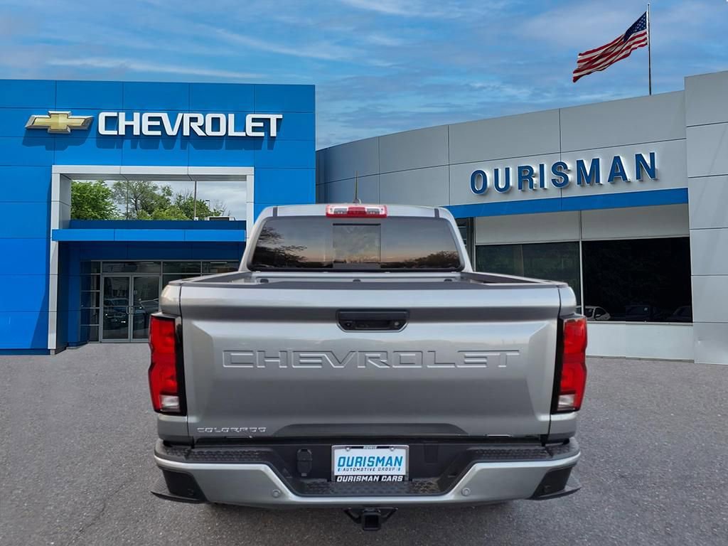 New 2026 Chevrolet Colorado LT w/ LT Convenience Package AWD/4WD image 4