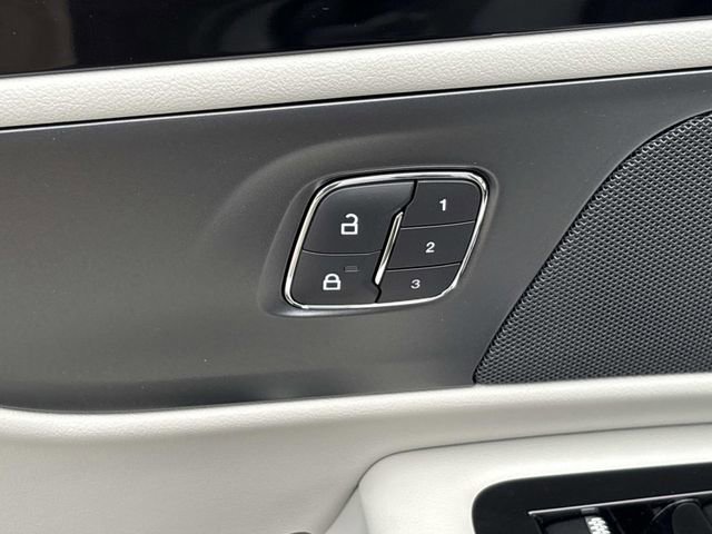 New 2026 Lincoln Nautilus Reserve w/ Jet Appearance Package image 22