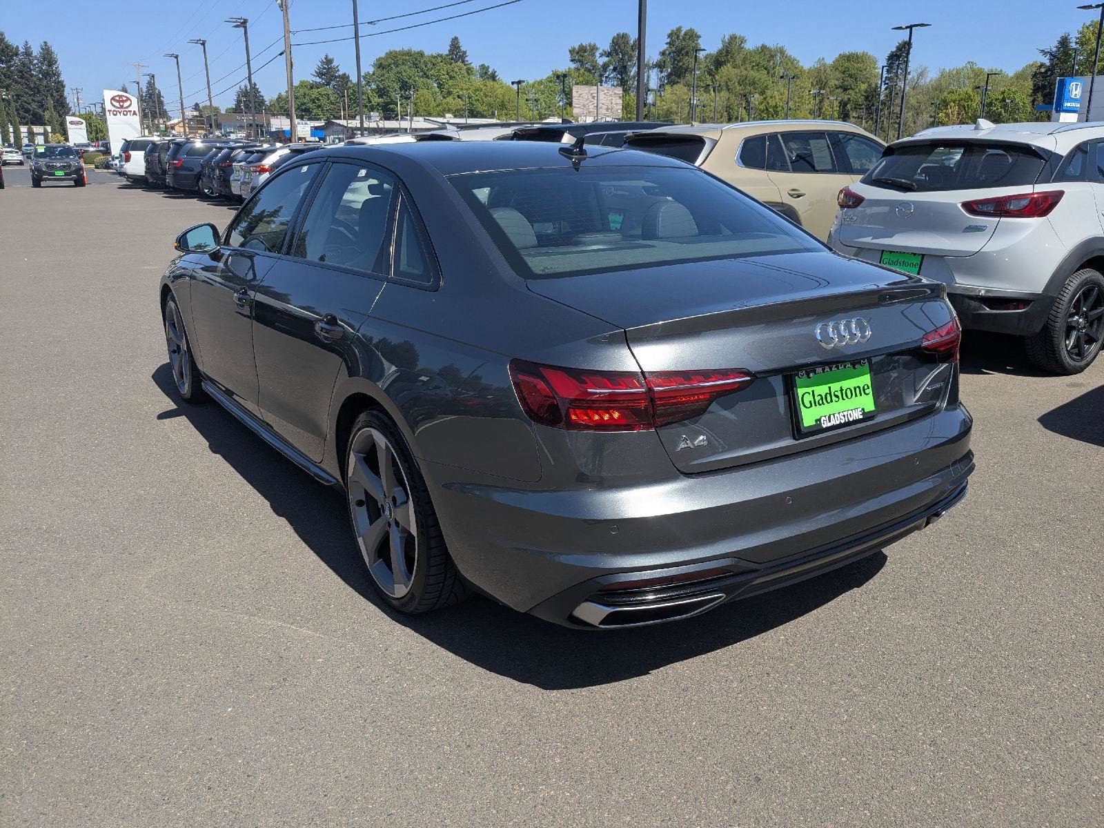 Used 2021 Audi A4 2.0T Premium Plus w/ Premium Plus Package AWD/4WD image 4