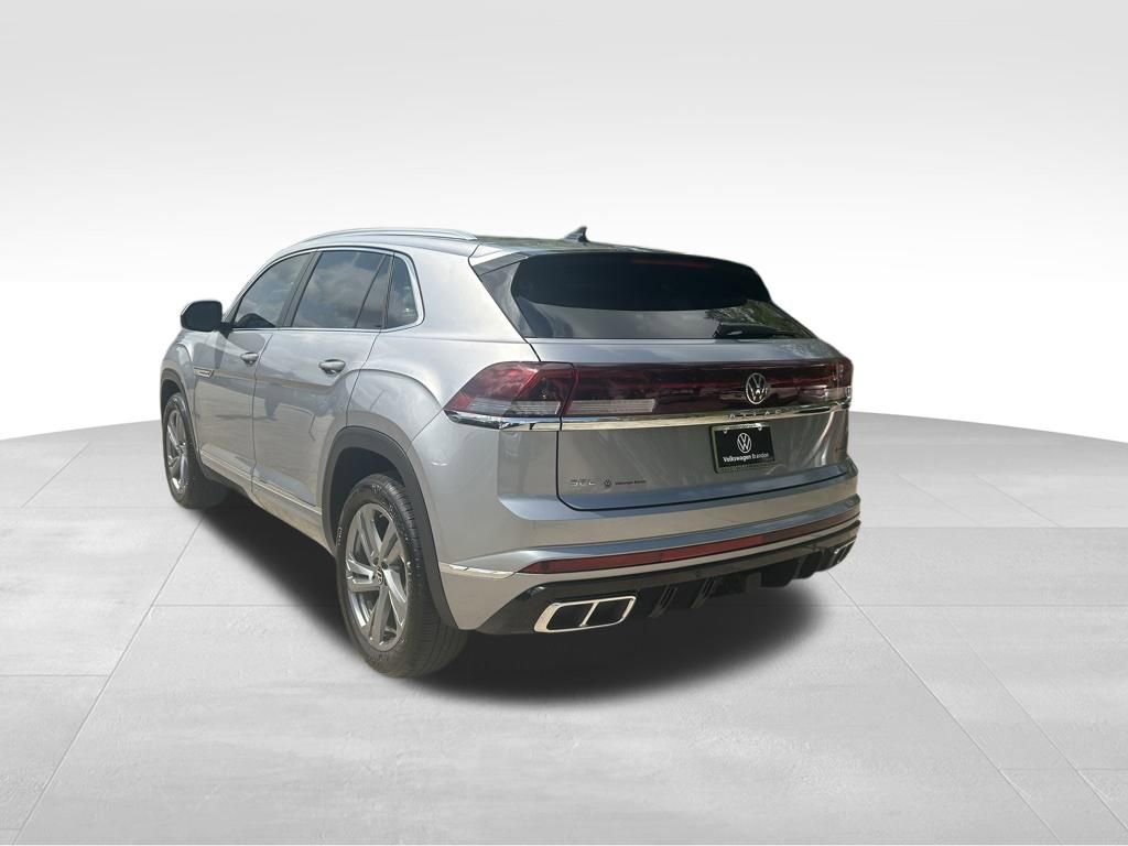 Certified 2024 Volkswagen Atlas Cross Sport SEL R-Line image 3