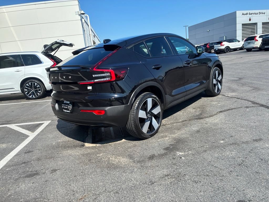Used 2023 Volvo C40 P8 Recharge Ultimate AWD/4WD image 3