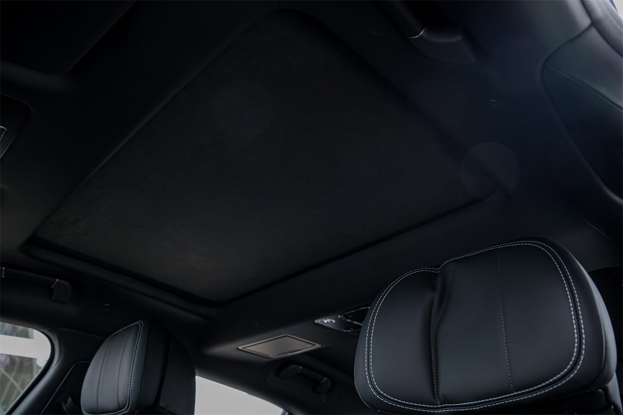 New 2025 Bentley Flying Spur Plug-In Hybrid image 23