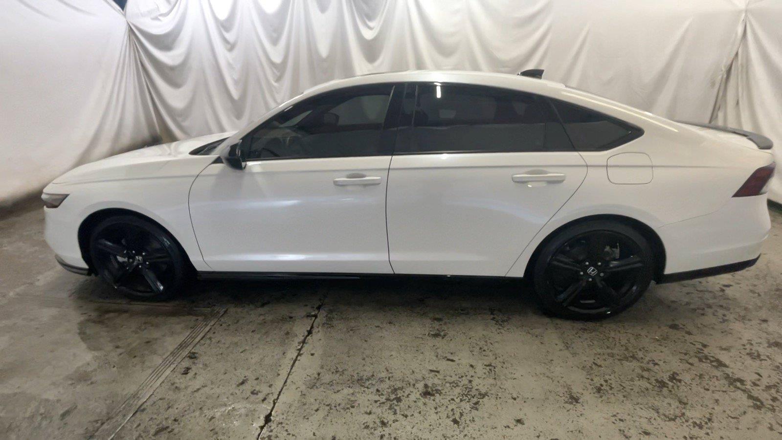 Certified 2023 Honda Accord Sport image 12