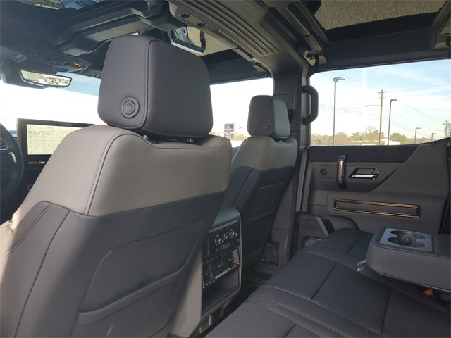 Used 2024 GMC Hummer EV 2X image 33