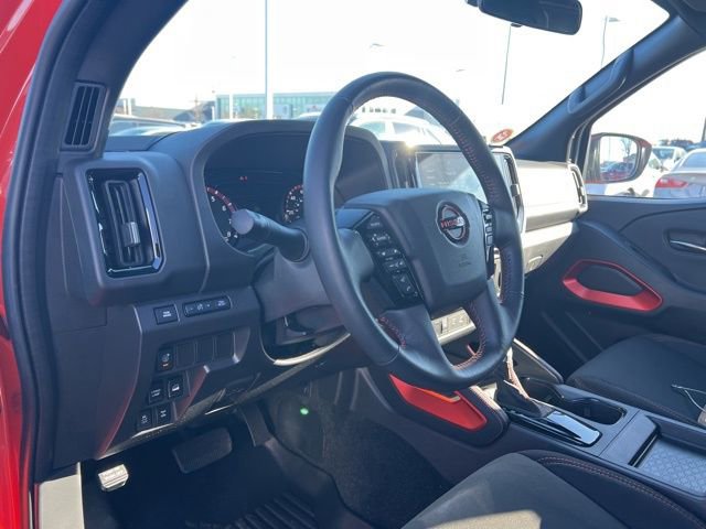 Used 2025 Nissan Frontier PRO-4X w/ Tow Package image 9