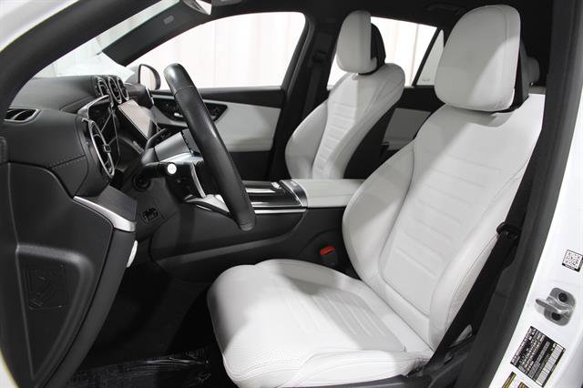 Used 2024 Mercedes-Benz GLC 300 4MATIC image 5