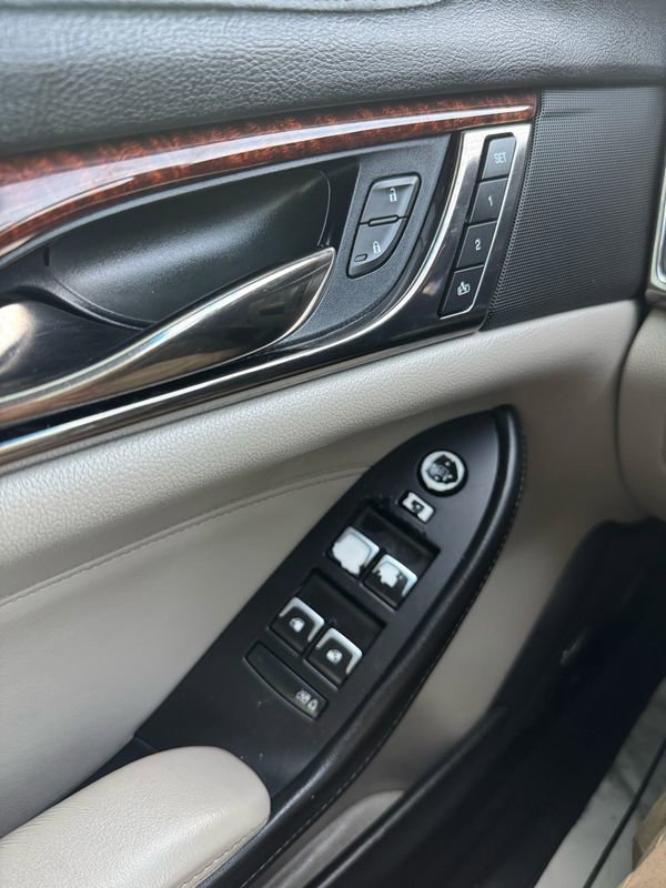 Used 2018 Cadillac CTS Sedan image 21