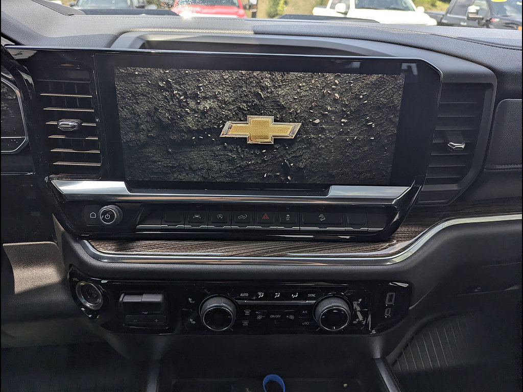 Certified 2025 Chevrolet Silverado 1500 LT Trail Boss w/ Convenience Package II AWD/4WD image 31