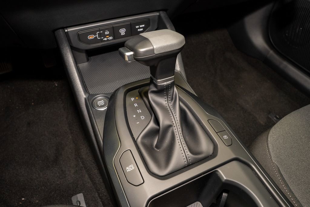 New 2025 Kia K4 LXS image 11