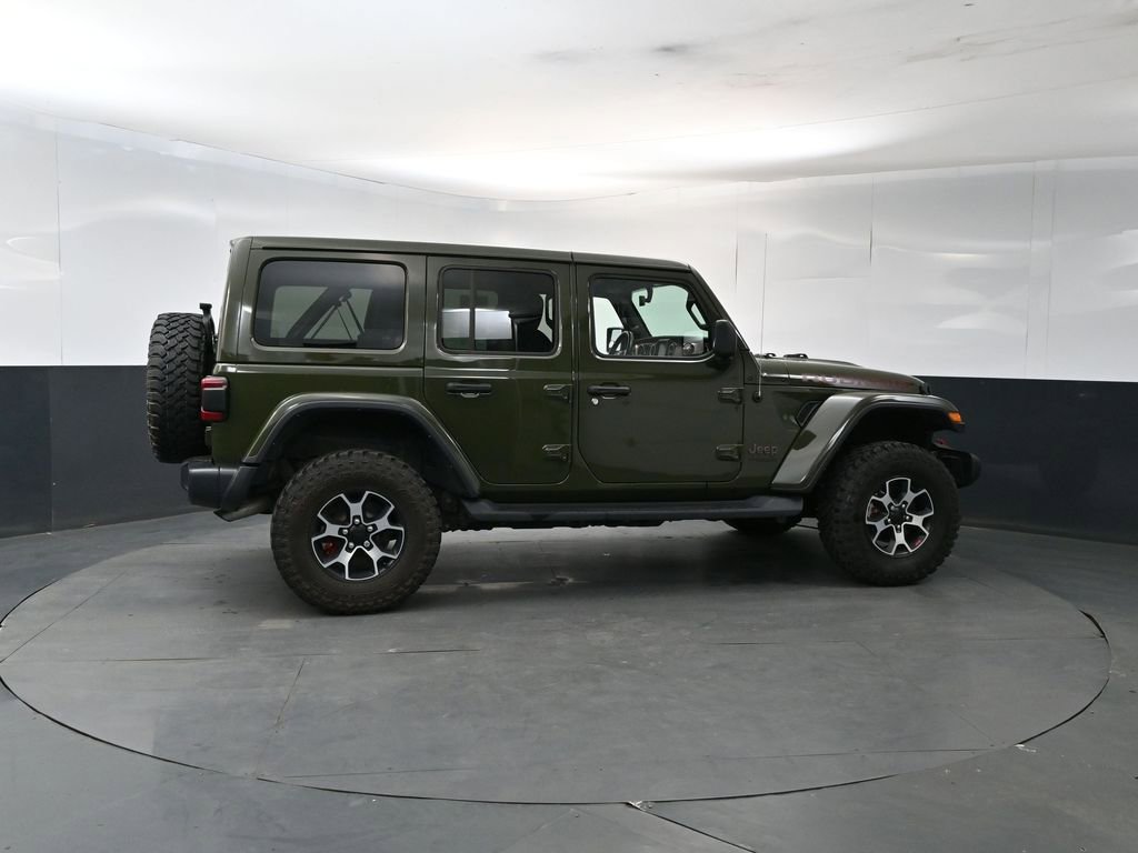 Used 2022 Jeep Wrangler Unlimited Rubicon w/ LED Lighting Group AWD/4WD image 6