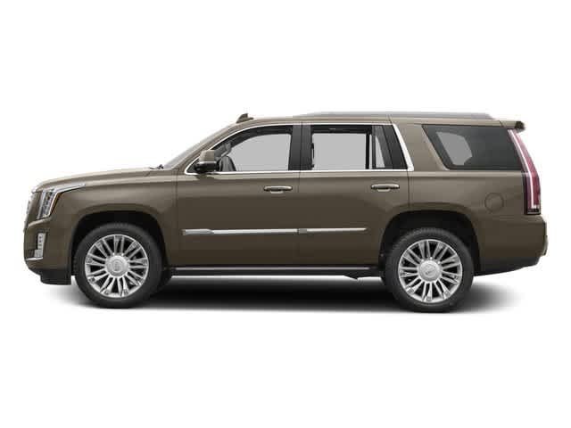 Used 2018 Cadillac Escalade Platinum AWD/4WD image 3