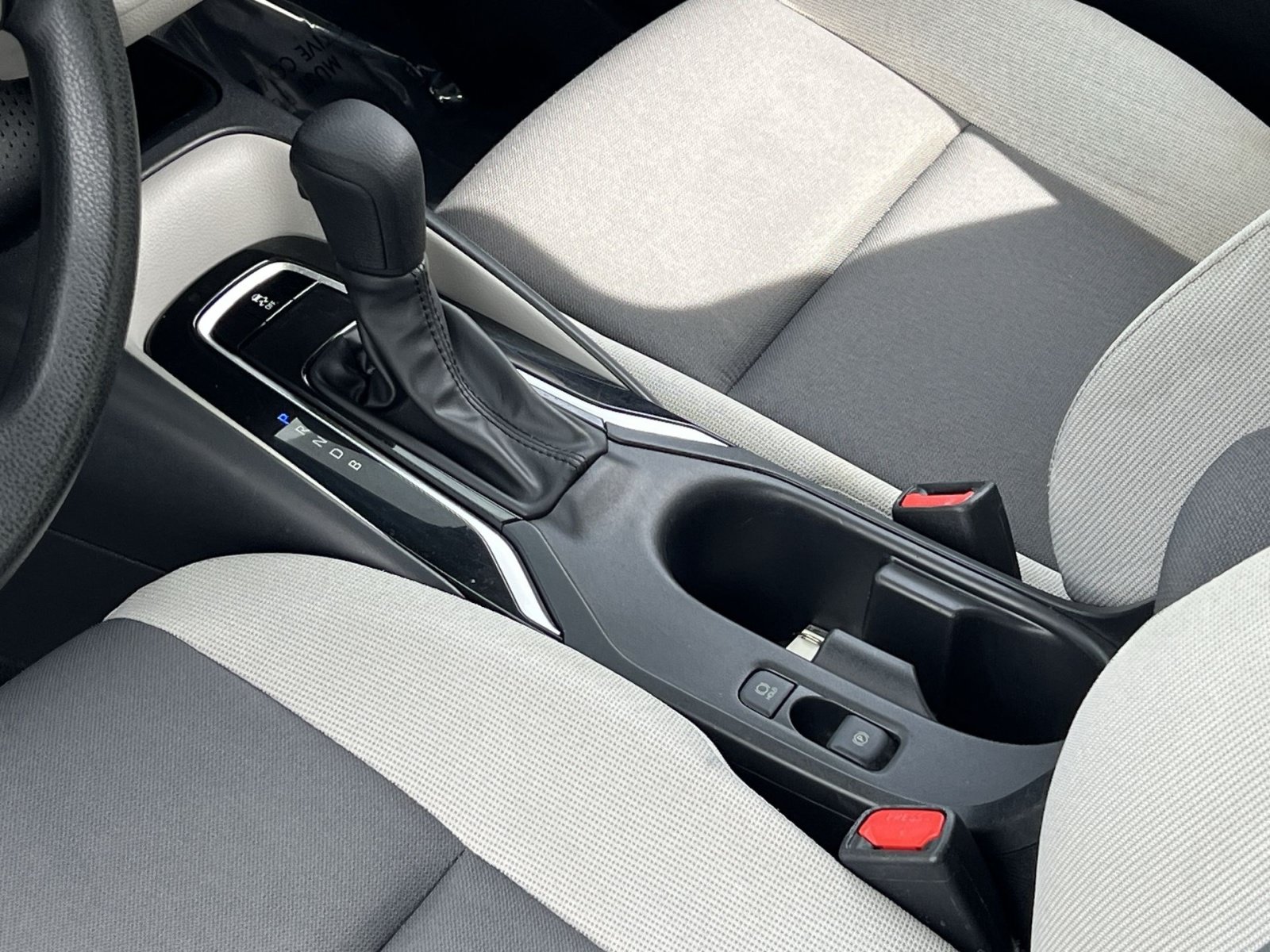 Used 2024 Toyota Corolla LE FWD image 36