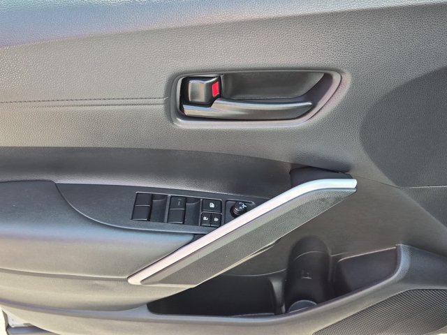 Used 2026 Toyota Corolla Cross LE FWD image 18