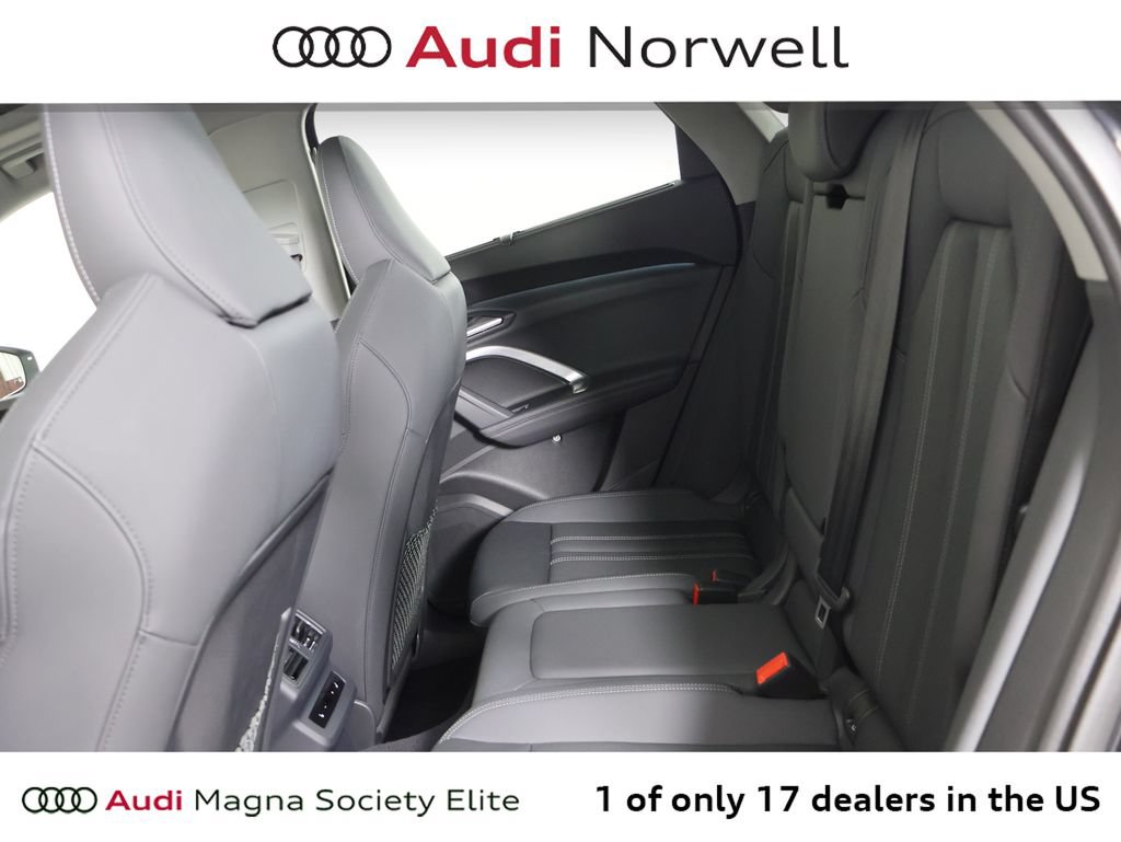 Used 2025 Audi Q5 Prestige AWD/4WD image 23
