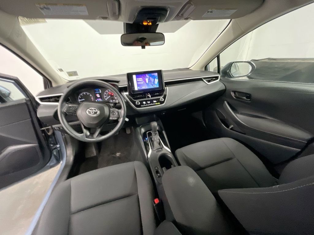 Used 2023 Toyota Corolla LE image 18