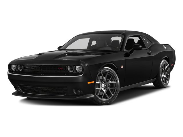 Used 2017 Dodge Challenger R/T Scat Pack RWD image 4