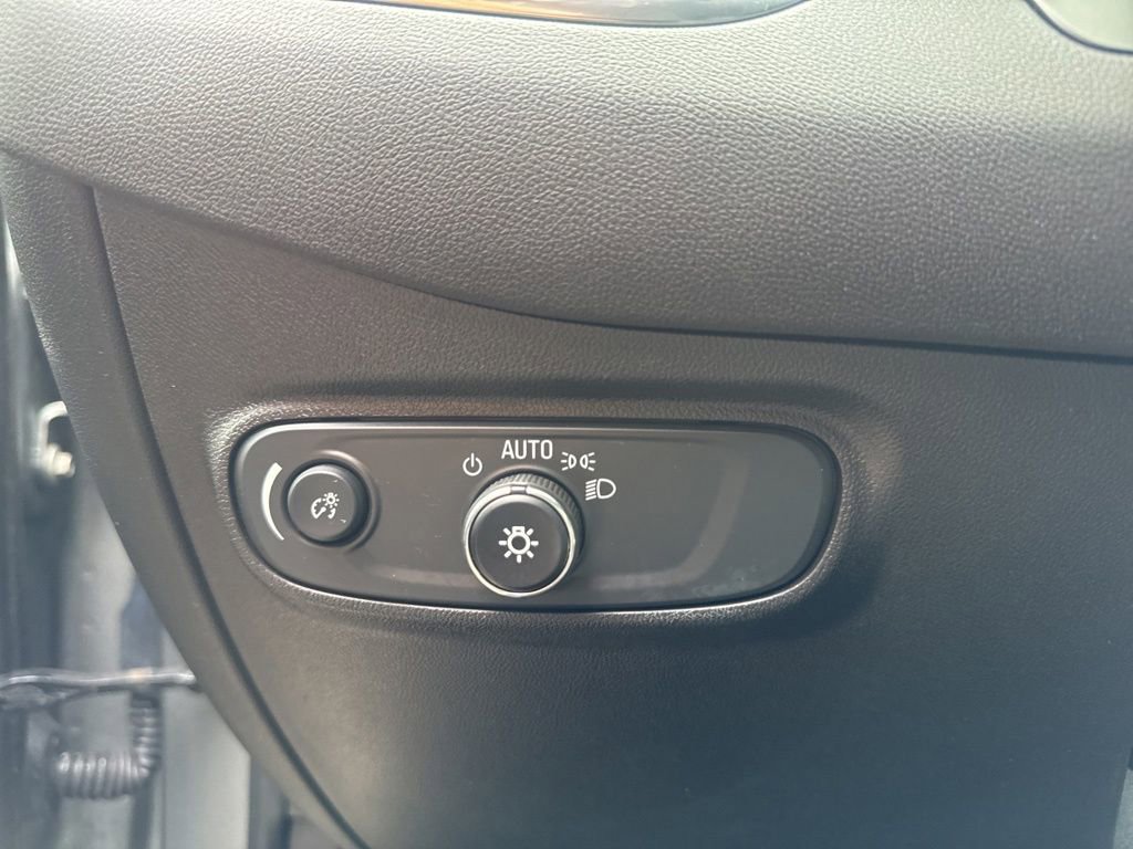 Used 2024 Chevrolet Equinox LT image 21