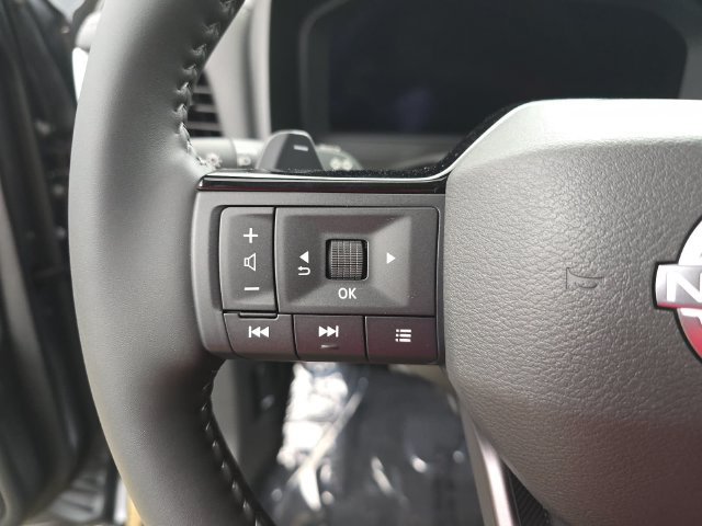 New 2026 Nissan Rogue Platinum AWD/4WD image 17