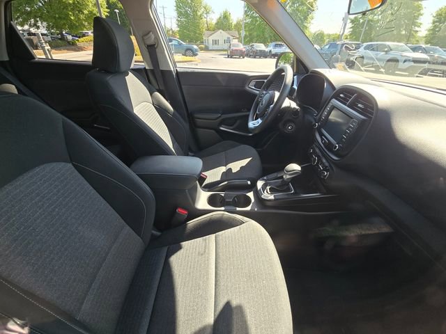 Used 2021 Kia Soul S image 7