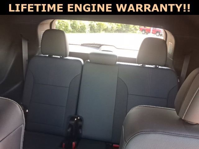 Used 2024 GMC Acadia AT4 w/ LPO, Floor Liner Package image 20