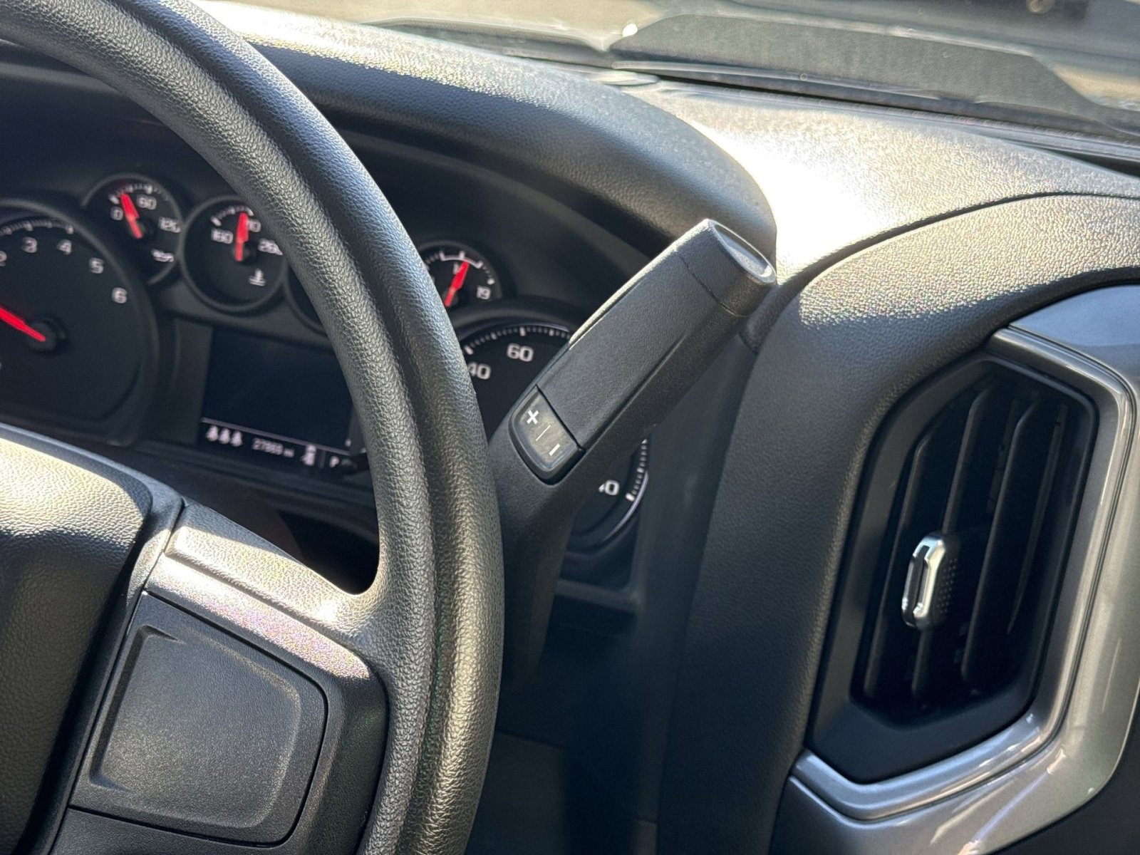 Used 2024 Chevrolet Silverado 1500 Custom Trail Boss image 21