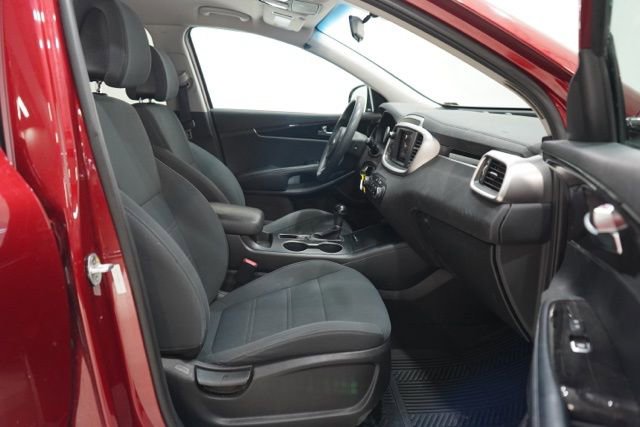 Used 2016 Kia Sorento LX image 38