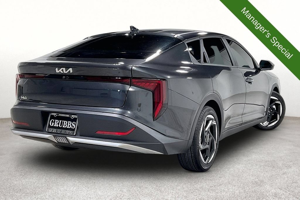 Used 2025 Kia K4 EX FWD image 2