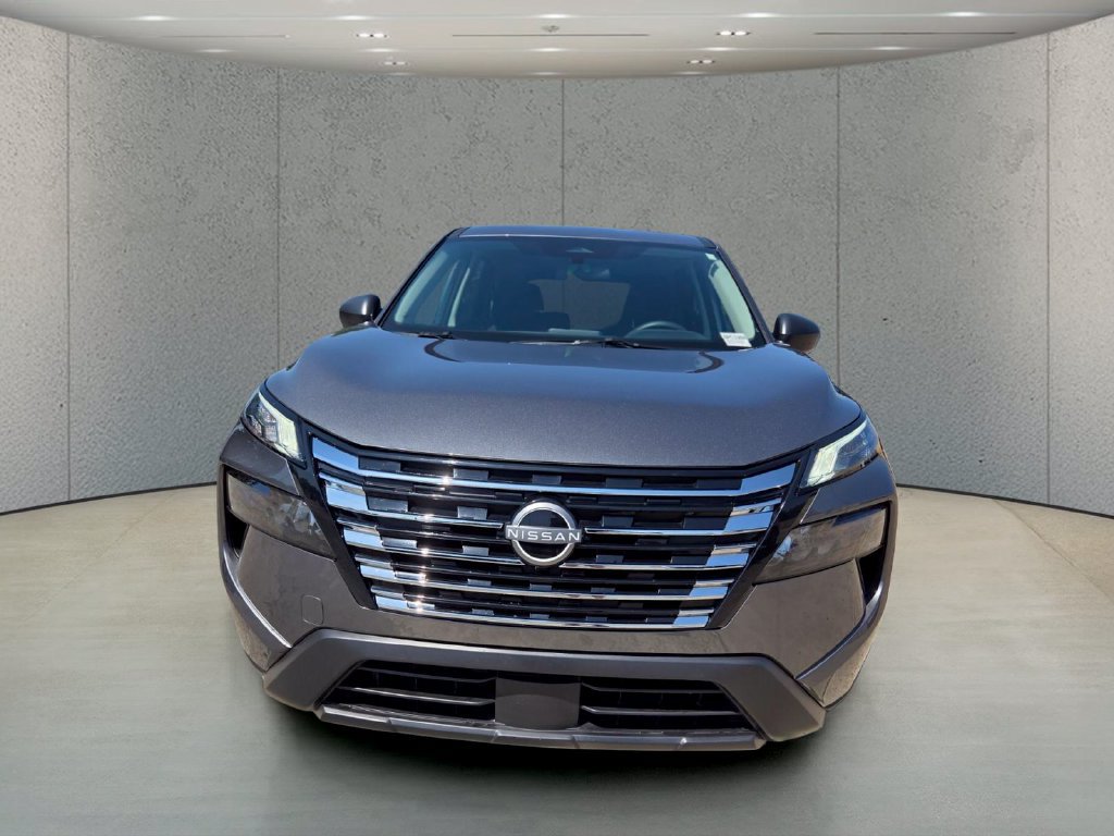 Used 2026 Nissan Rogue S FWD image 8