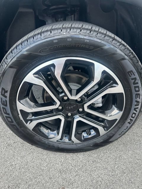 Used 2022 Jeep Compass Limited w/ Sun and Sound Group AWD/4WD image 35