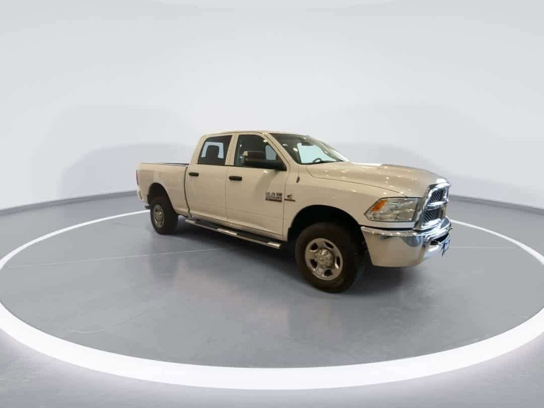 Used 2013 RAM 2500 Tradesman w/ Chrome Appearance Group AWD/4WD image 2
