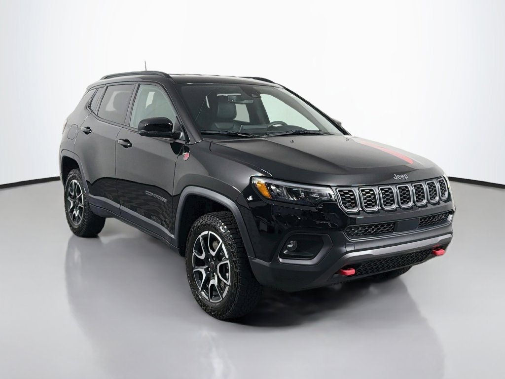 Used 2025 Jeep Compass Trailhawk