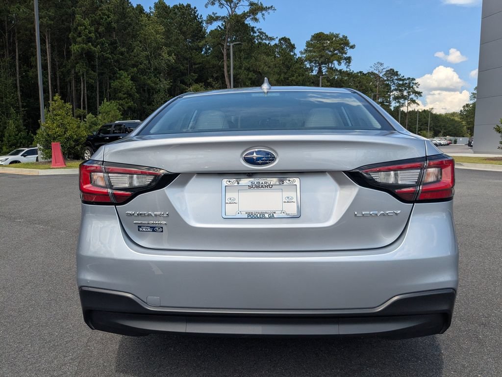 Used 2025 Subaru Legacy Premium AWD/4WD image 5