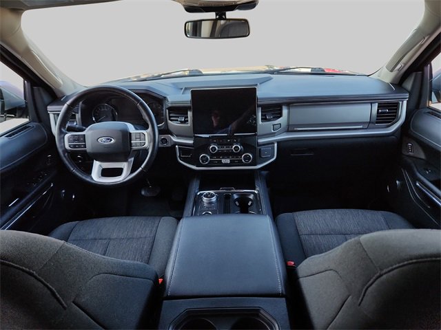Used 2024 Ford Expedition XLT image 27