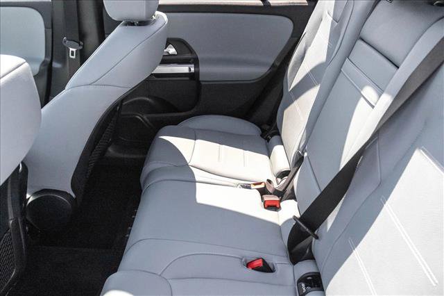 New 2026 Mercedes-Benz GLB 250 4MATIC image 23