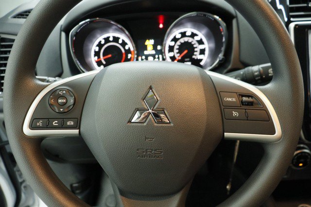 New 2026 Mitsubishi Outlander Sport ES AWD/4WD image 8