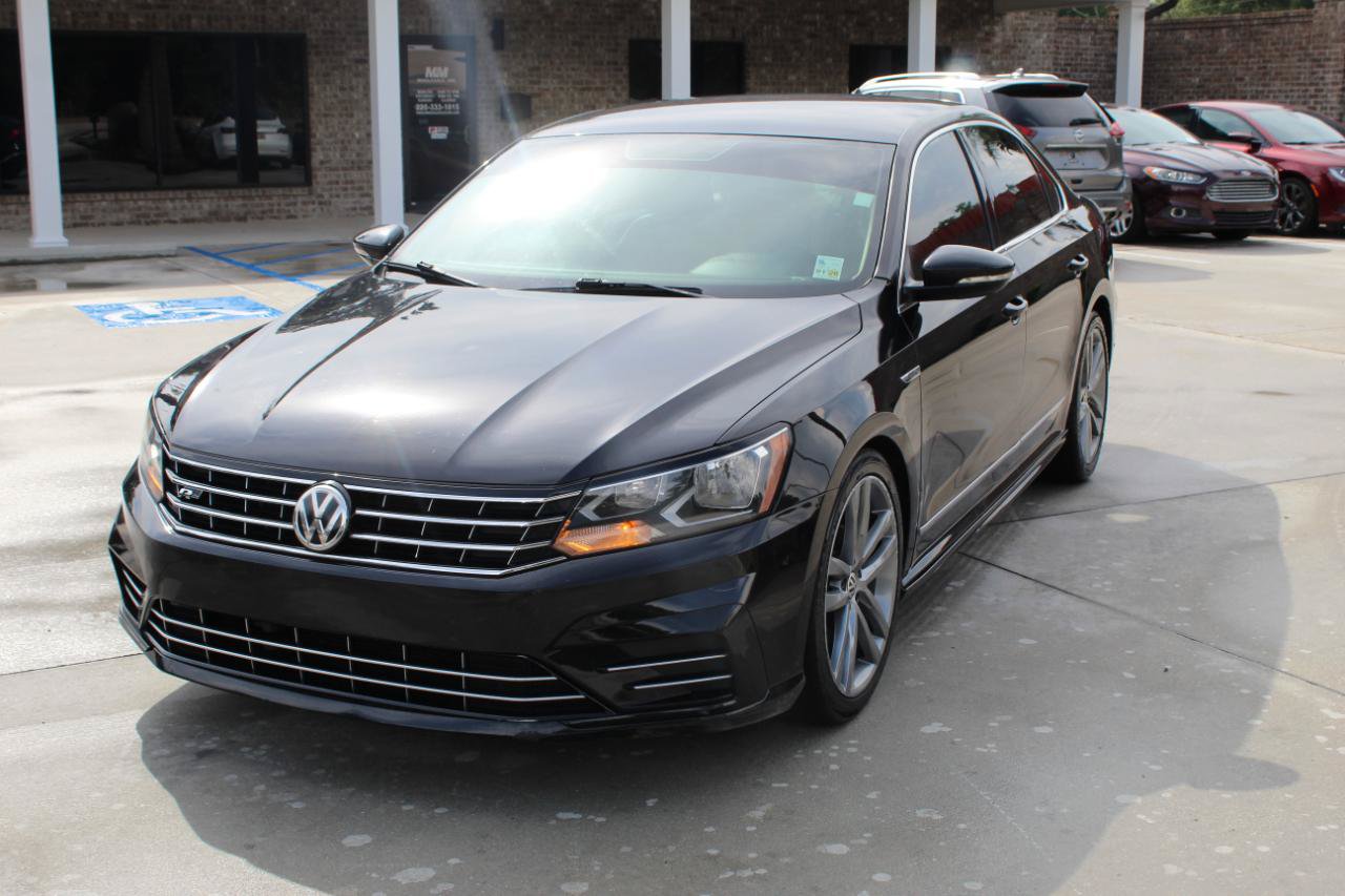Used 2017 Volkswagen Passat 1.8T R-Line FWD image 8