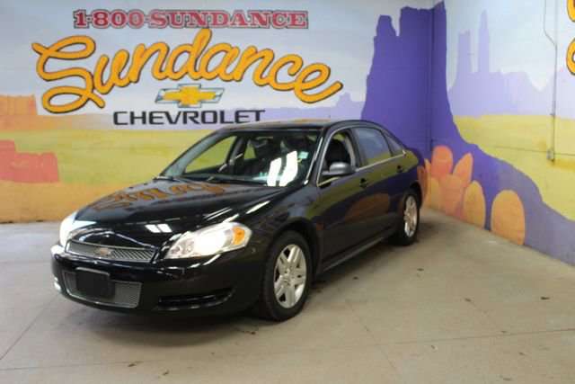 Used 2016 Chevrolet Impala LT FWD image 2