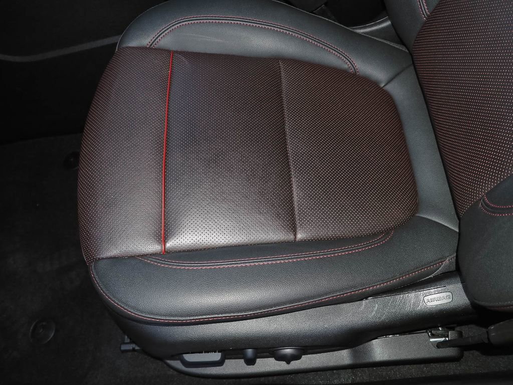 Certified 2023 Chevrolet Blazer RS w/ Driver Confidence II Package image 24