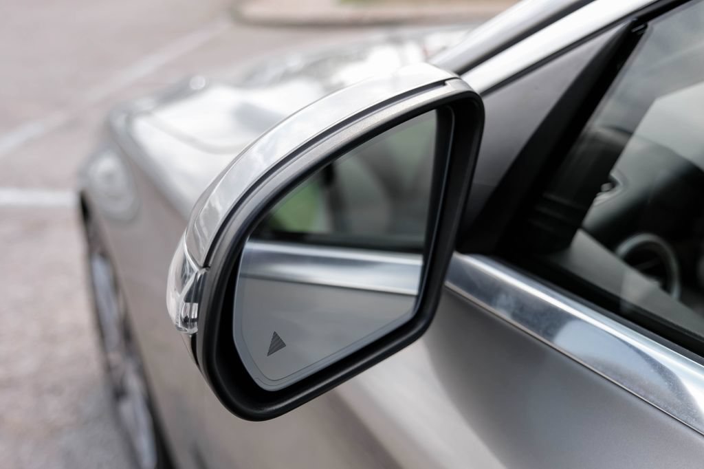 Used 2019 Mercedes-Benz C 300 Sedan image 38