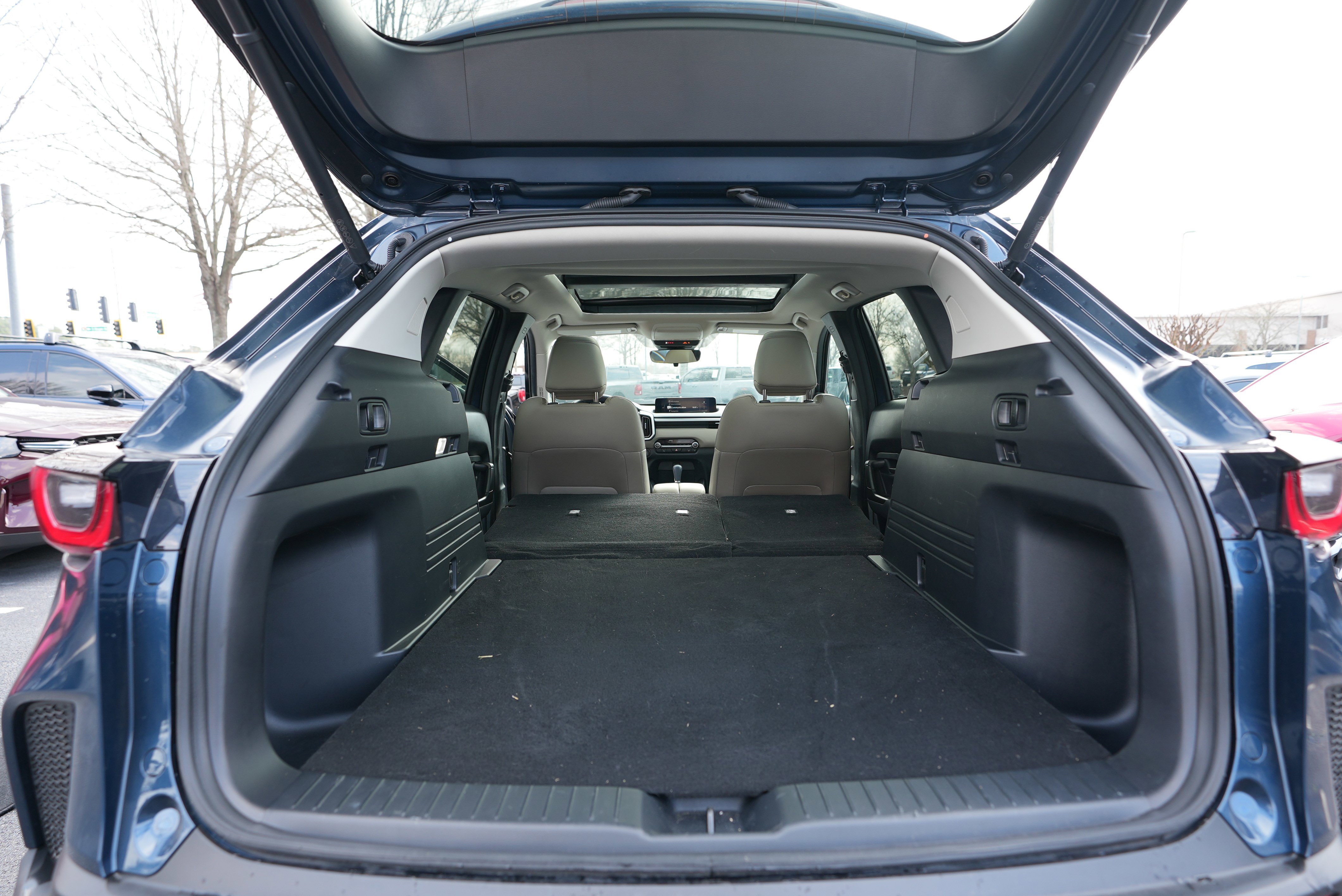 Certified 2025 MAZDA CX-50 AWD 2.5 S w/ Premium Package image 31