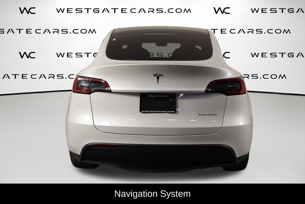 Used 2023 Tesla Model Y Long Range AWD/4WD image 4