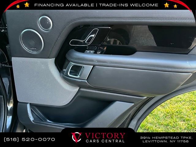 Used 2019 Land Rover Range Rover HSE image 18