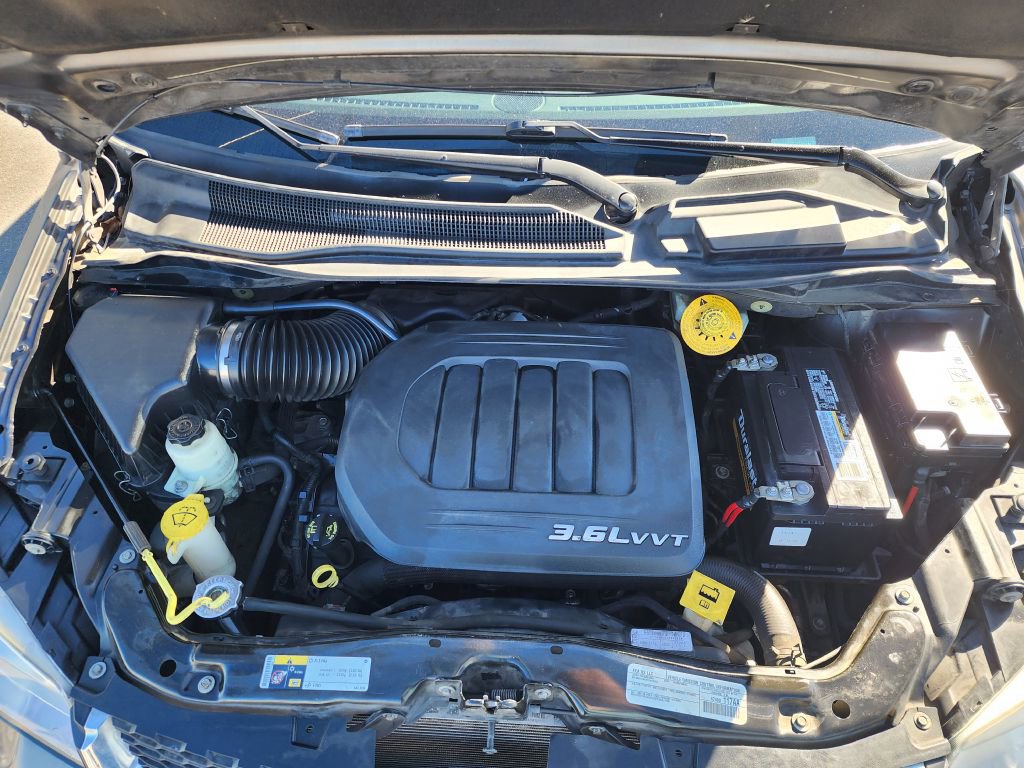 Used 2015 Dodge Grand Caravan American Value Package FWD image 15