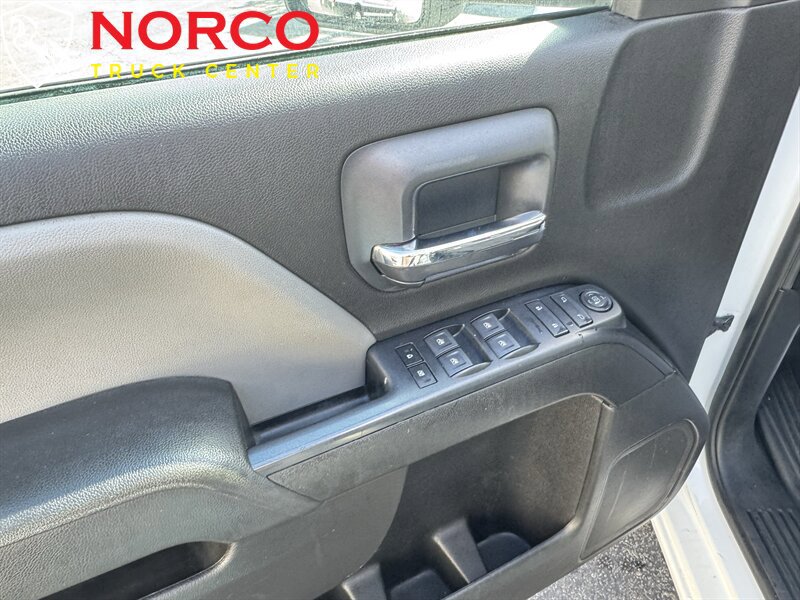 Used 2019 GMC Sierra 2500 2WD Double Cab w/ Sierra Convenience Package image 17