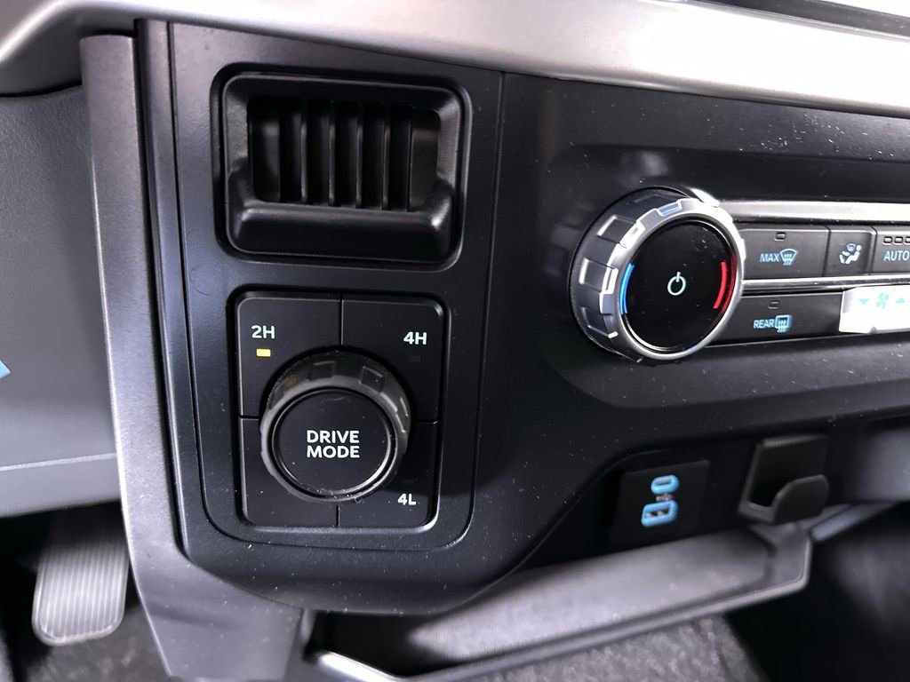 Used 2022 Ford F150 XLT w/ Equipment Group 301A Mid image 16