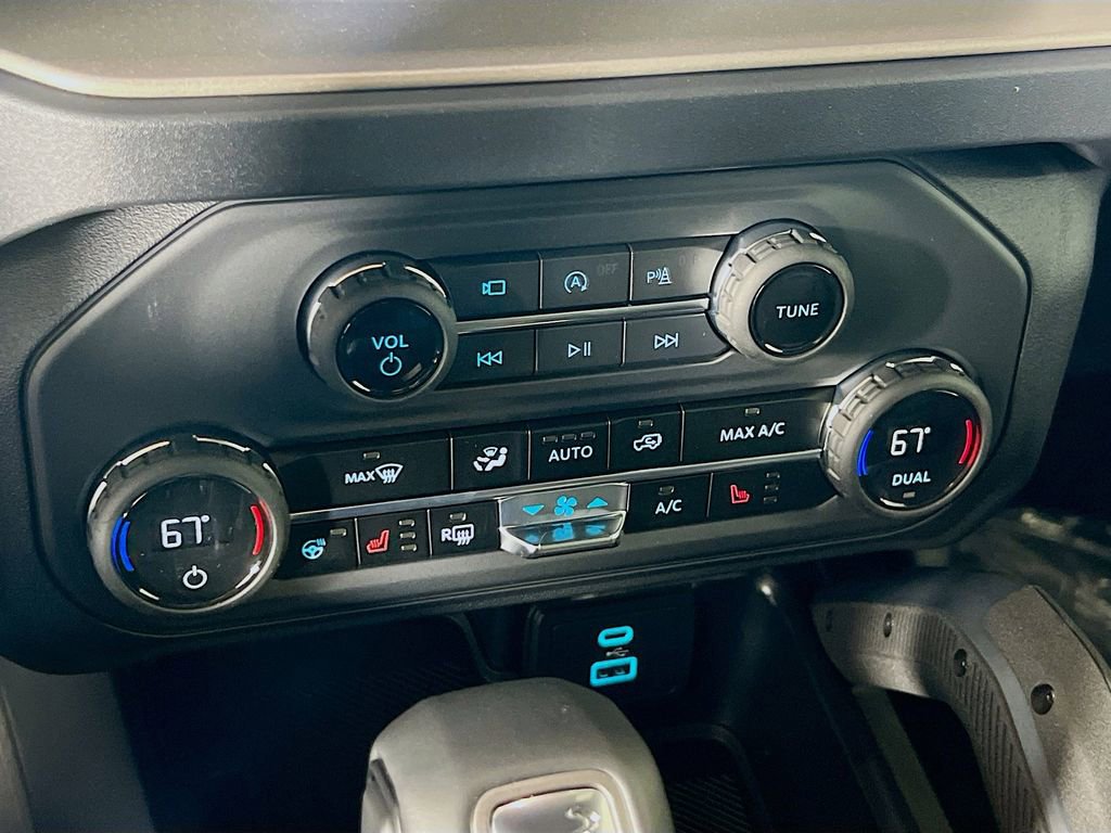 New 2025 Ford Bronco Outer Banks w/ Sasquatch Package image 10