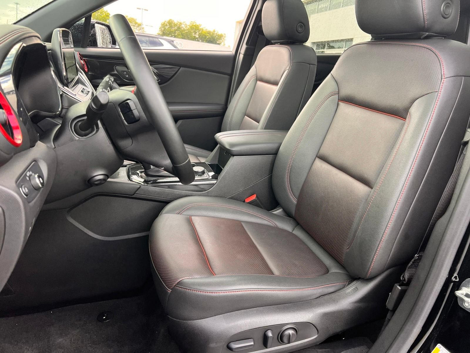 Used 2024 Chevrolet Blazer RS w/ Driver Confidence II Package AWD/4WD image 34