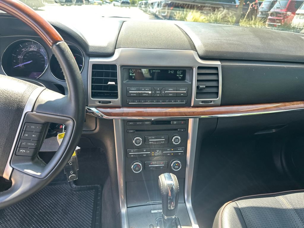 Used 2011 Lincoln MKZ FWD image 20