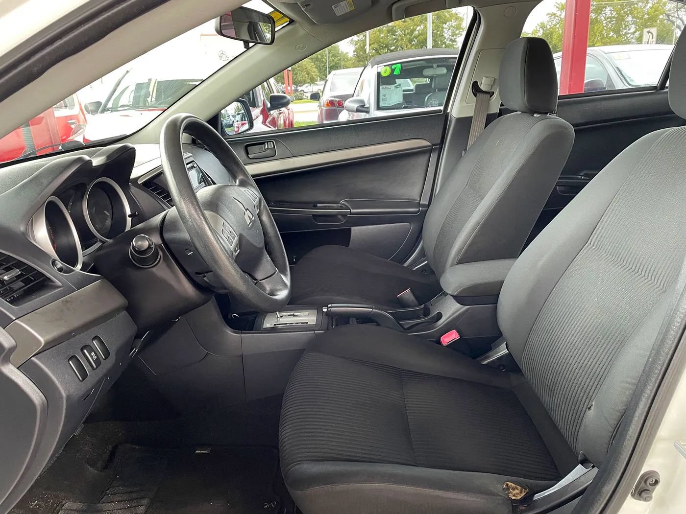 Used 2014 Mitsubishi Lancer ES FWD image 9